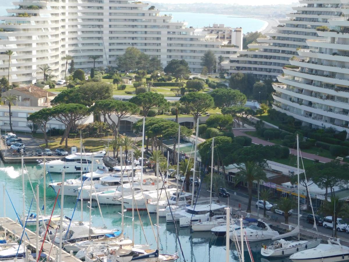 Magnifique T3 Ducal Avec Superbe Vue Et Parking Вильнёв-Лубе